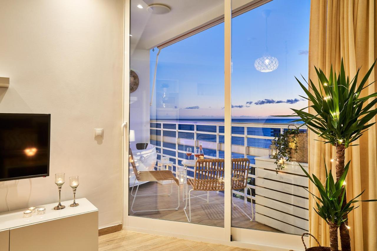 Sunset Beach Charming Apartment With Jacuzzi Torremolinos Eksteriør bilde