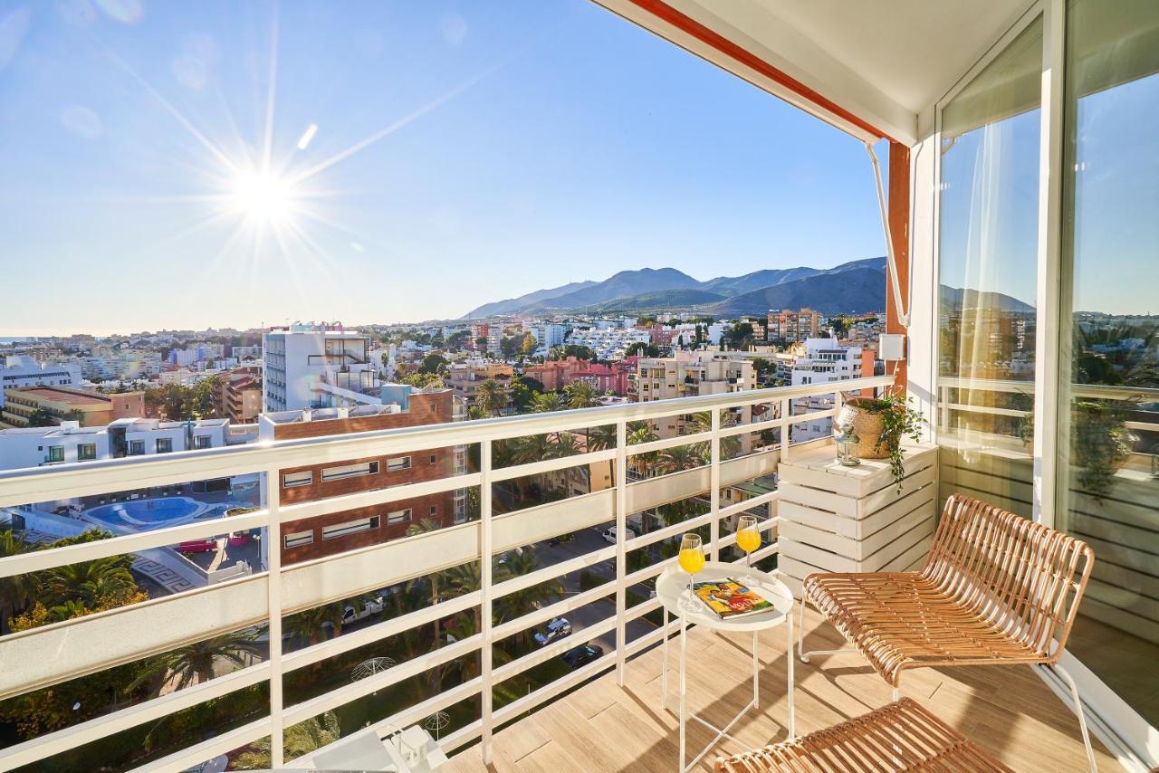 Sunset Beach Charming Apartment With Jacuzzi Torremolinos Eksteriør bilde