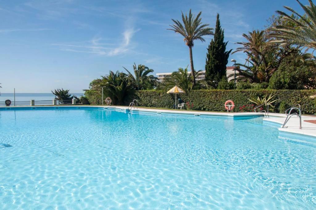 Sunset Beach Charming Apartment With Jacuzzi Torremolinos Eksteriør bilde